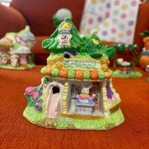 HOPPY HOLLOW EASTER VILLAGE "THE SCHOOL"